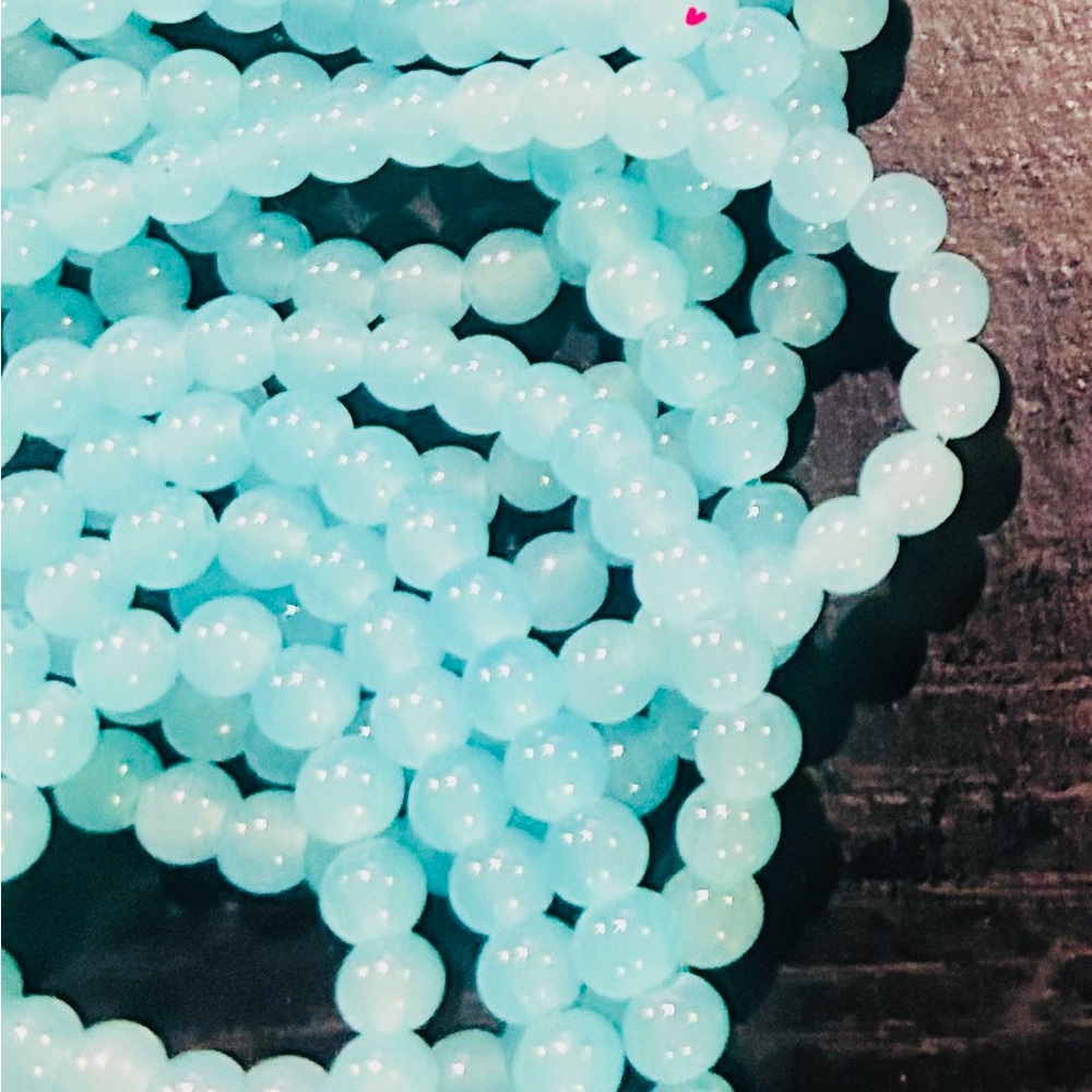 1 Tiffany Blue/Teal Beaded Stretch Bracelet ~  Delicate Elegance
